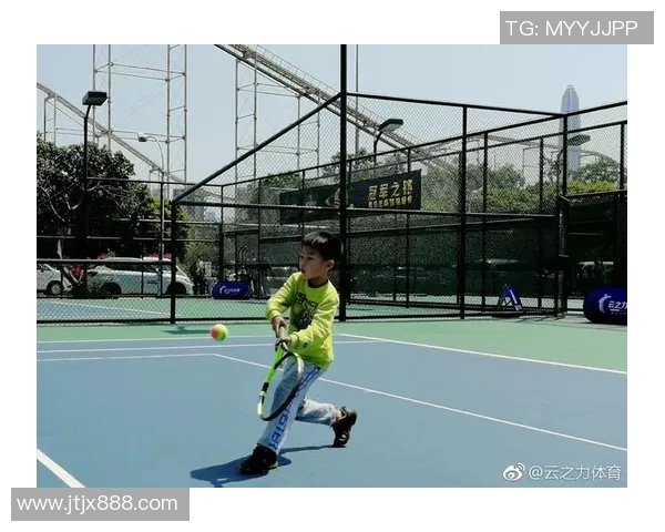 北京网球队的节奏变革引发热议探索新打法与训练理念的融合之路 北京网球队的节奏变革引发热议探索新打法与训练理念的融合之路