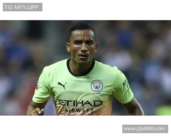 达尼洛在足球场上的传奇之路与未来发展展望