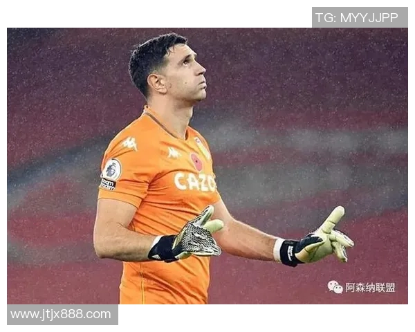 马丁内斯的传奇旅程：从球场新星到世界足球的璀璨明珠