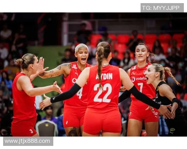 古巴女排与加拿大女排激战正酣谁能在国际赛场上笑到最后