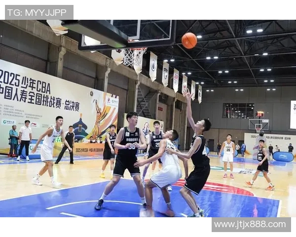 斯库特亨德森的崛起之路:探索未来篮球明星的潜力与挑战 斯库特亨德森的崛起之路:探索未来篮球明星的潜力与挑战