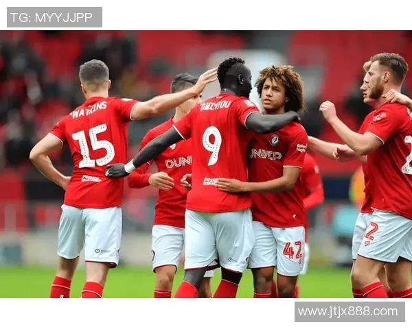 西布罗姆维奇迎战谢菲联展现英冠激烈对抗与精彩瞬间