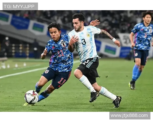 北京足球队配合争议引发热议球迷与专家各执己见分析战术问题